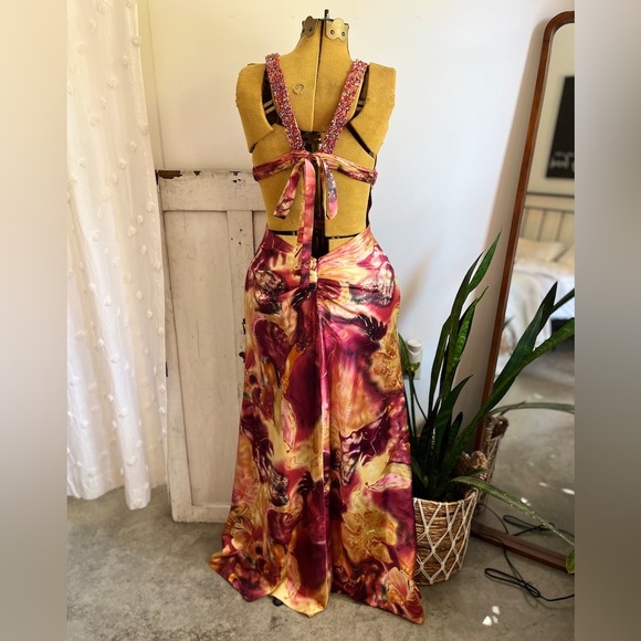 Faviana Couture -Lilies Floral Prom/Formal Open-back Beaded Bust Maxi Dress - Picture 12 of 14